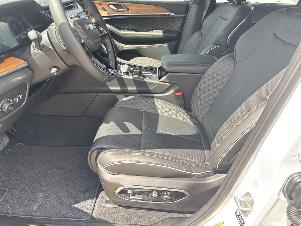 2026 Jeep Grand Cherokee L Summit