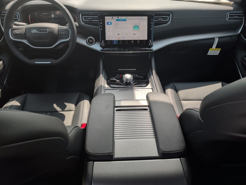 2026 Jeep Grand Wagoneer L 4x4