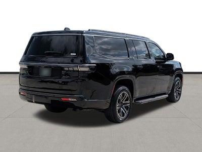 2026 Jeep Grand Wagoneer L 4x4