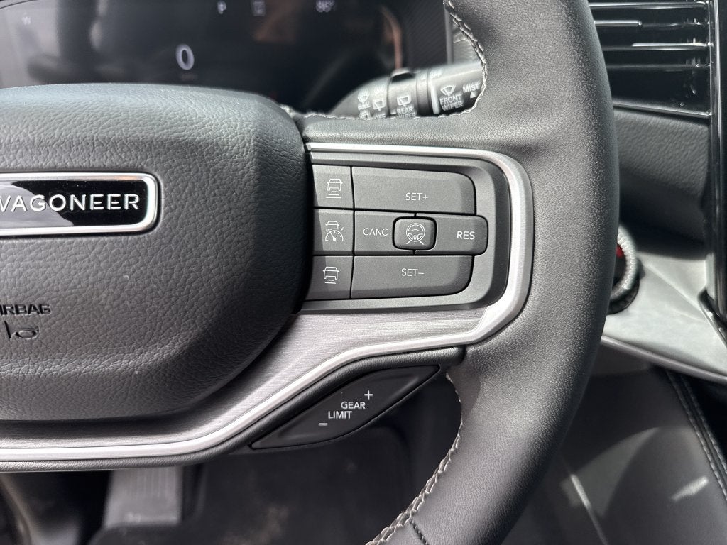 2026 Jeep Grand Wagoneer L 4x4