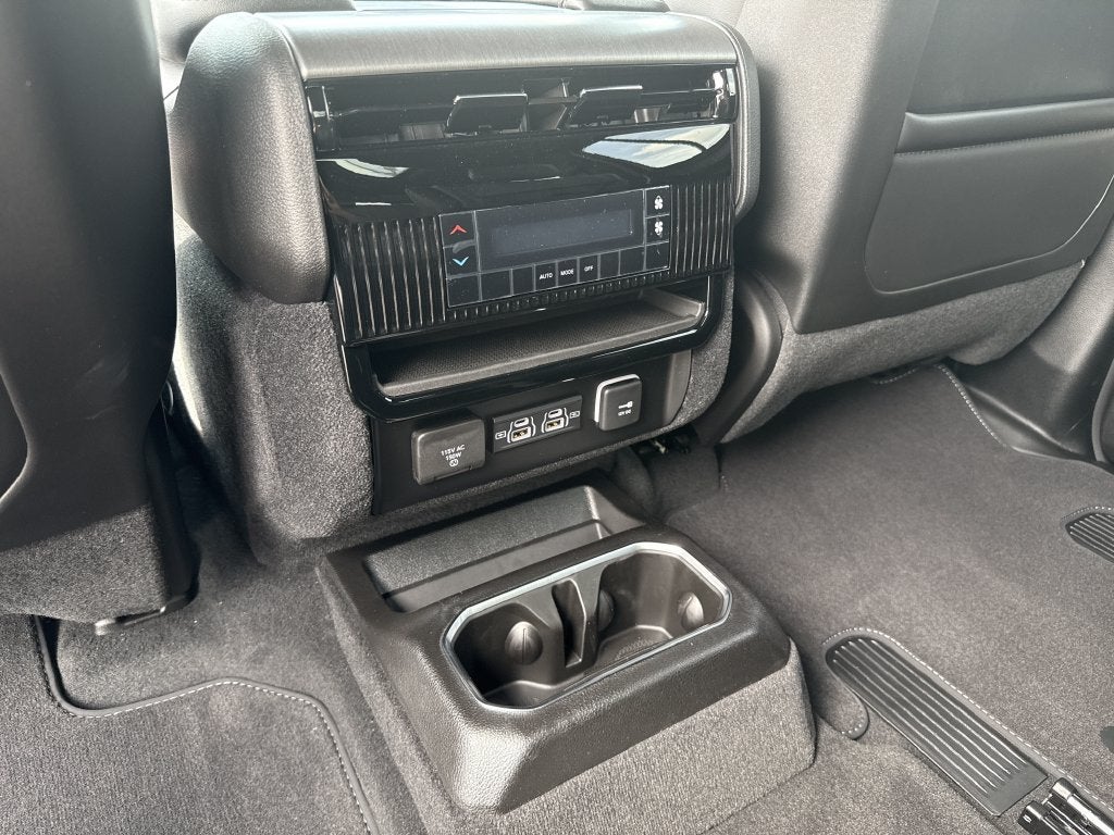 2026 Jeep Grand Wagoneer L 4x4