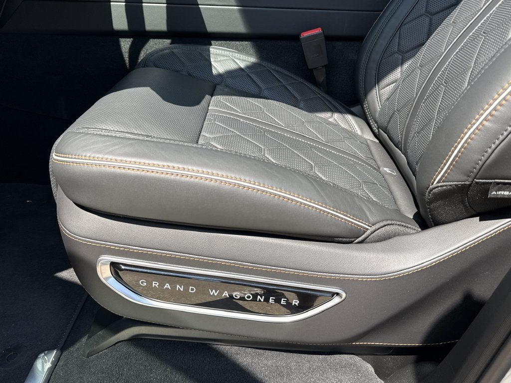 2026 Jeep Grand Wagoneer L Summit Reserve