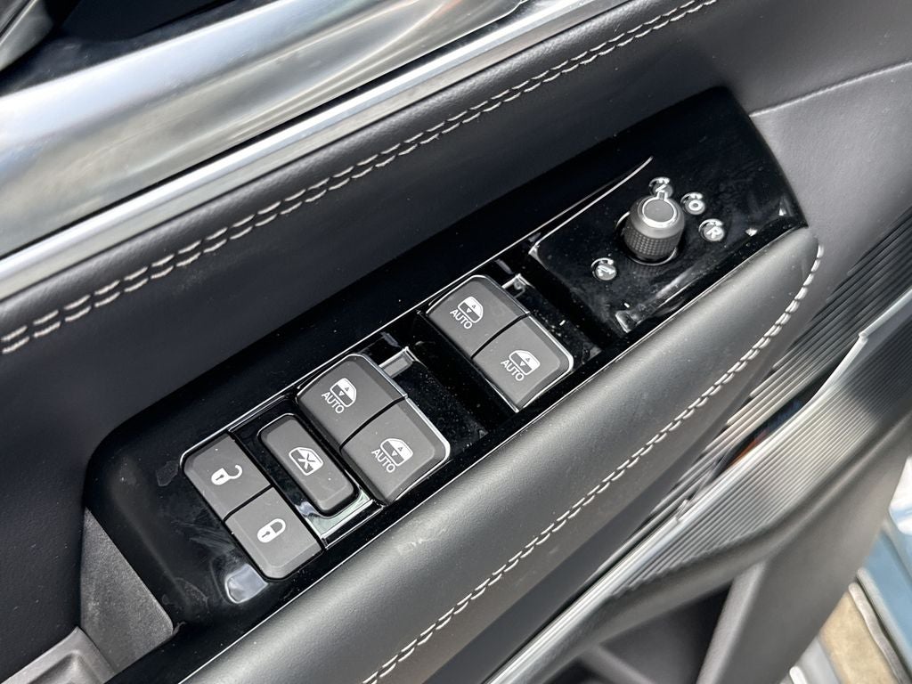 2026 Jeep Grand Wagoneer L Summit Obsidian