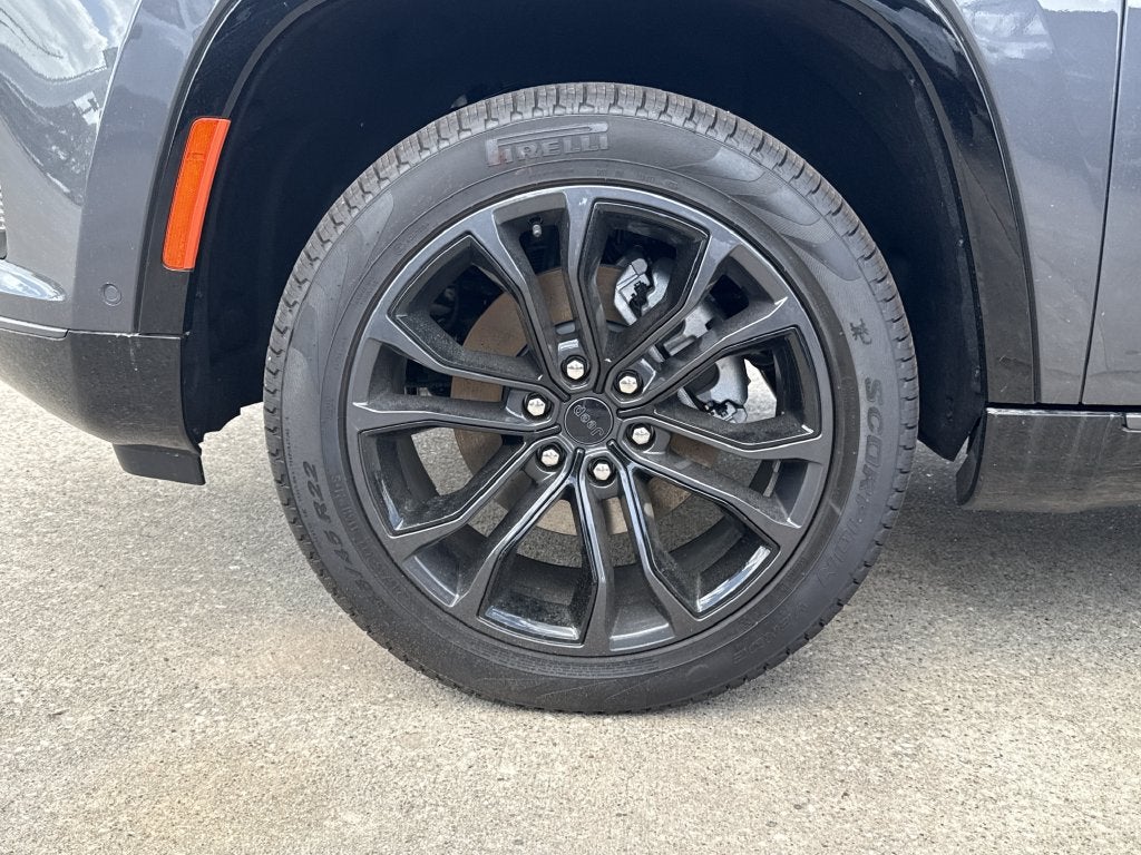 2026 Jeep Grand Wagoneer L Summit Obsidian