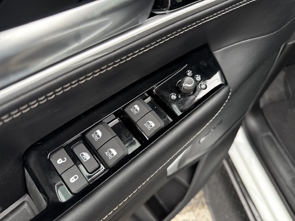 2026 Jeep Grand Wagoneer Limited Altitude