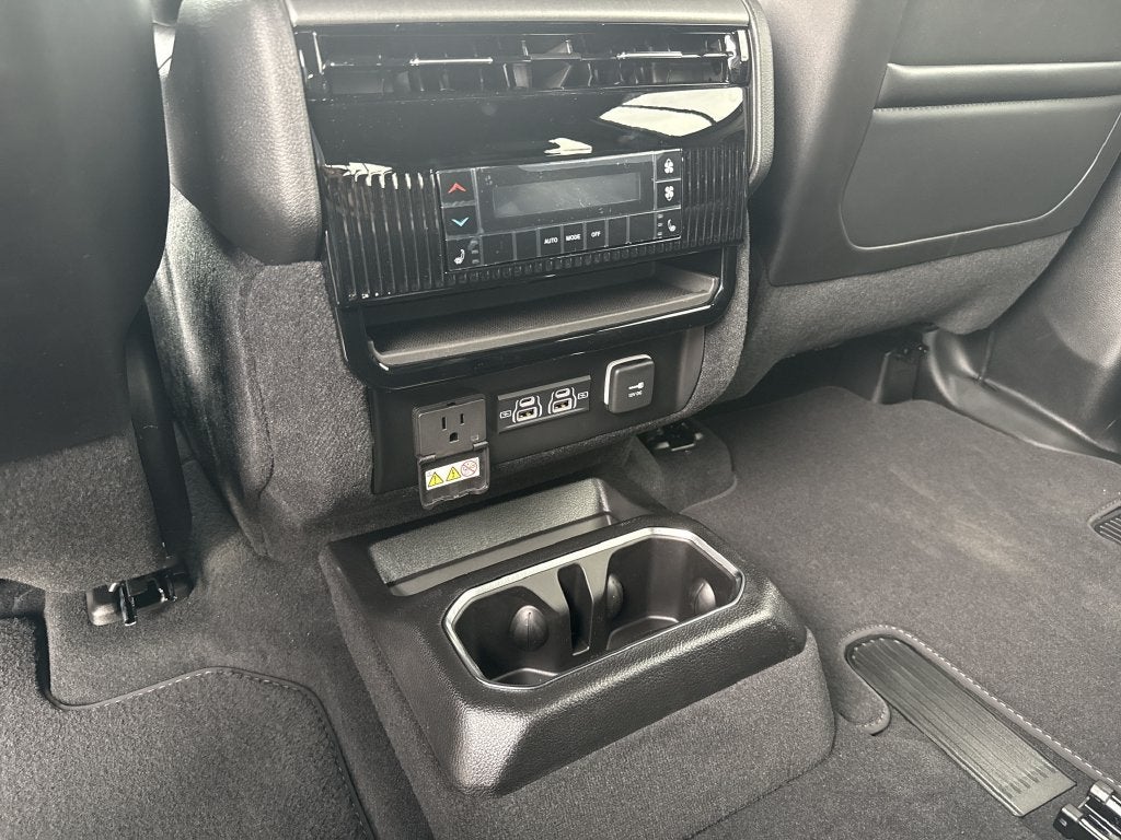 2026 Jeep Grand Wagoneer Limited Altitude