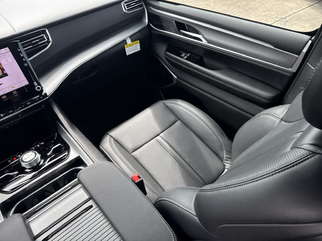 2026 Jeep Grand Wagoneer Limited Reserve