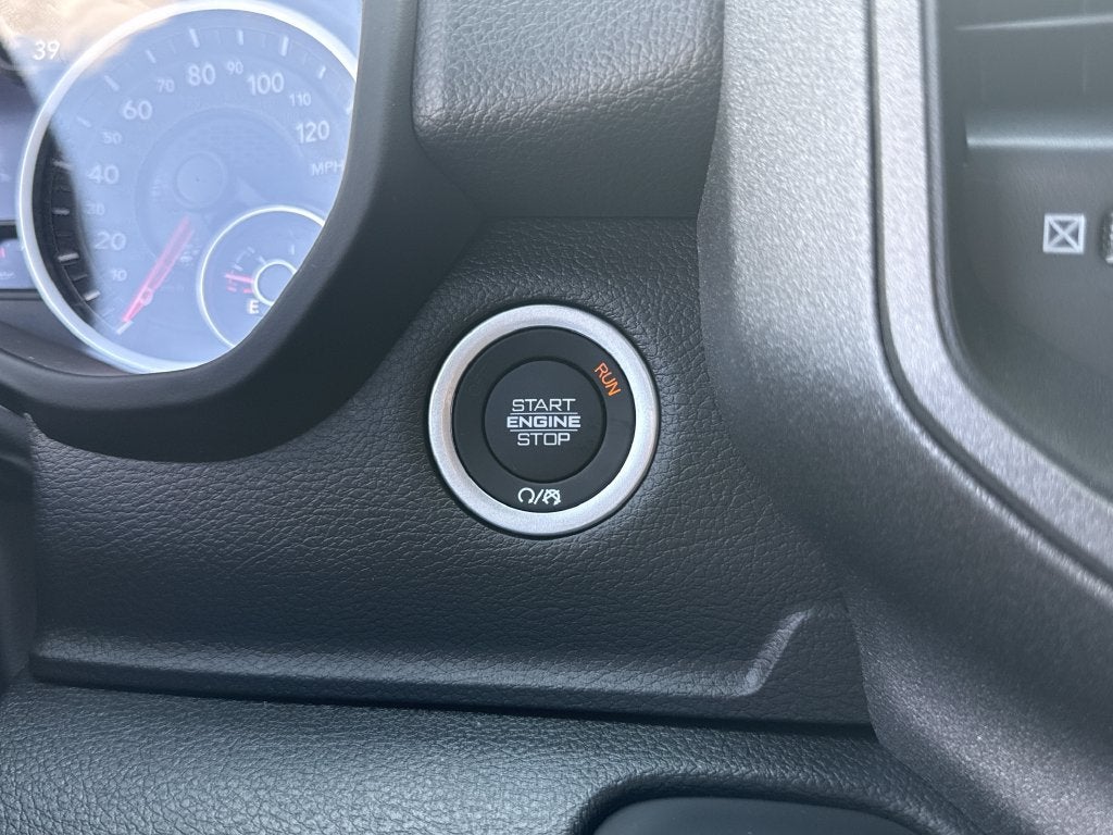 2027 RAM 1500 Express