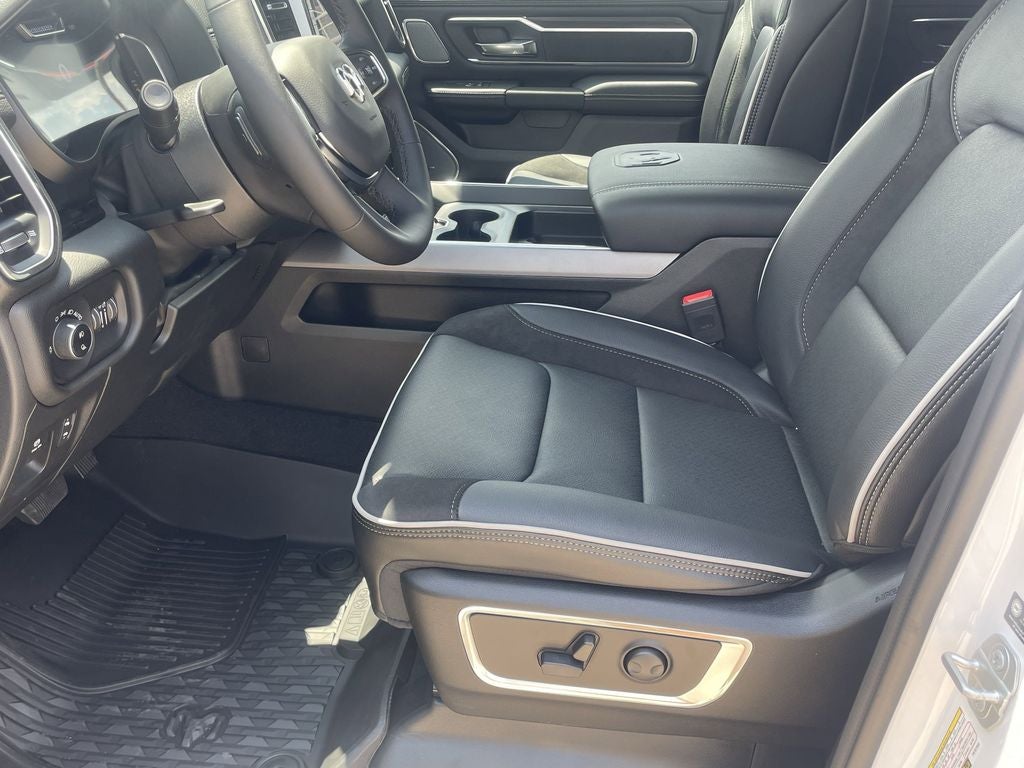 2026 RAM 1500 Laramie - Photo 11