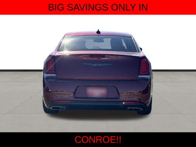 2022 Chrysler 300 Touring
