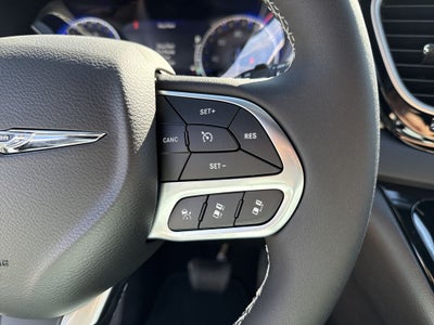 2026 Chrysler Voyager LX