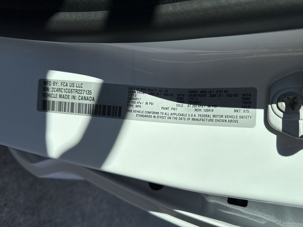 2026 Chrysler Voyager LX
