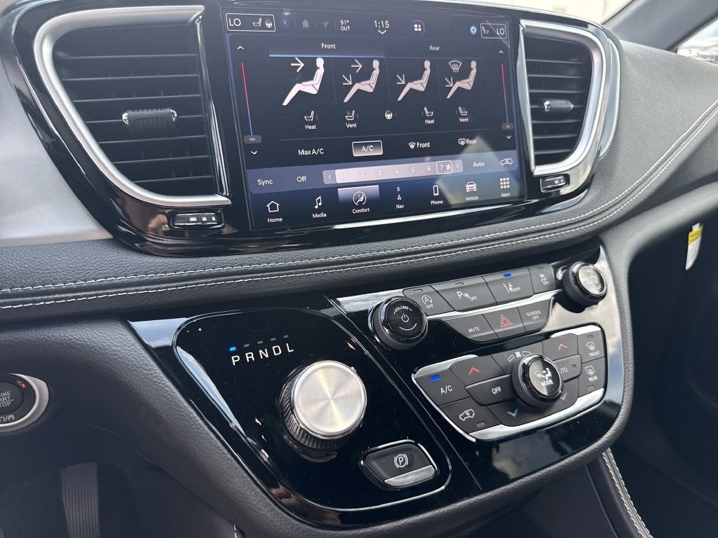 2026 Chrysler Pacifica Limited