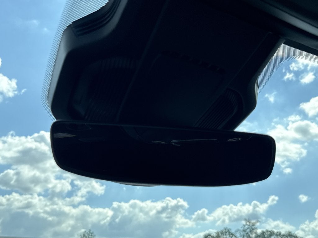 2027 Jeep Cherokee Overland