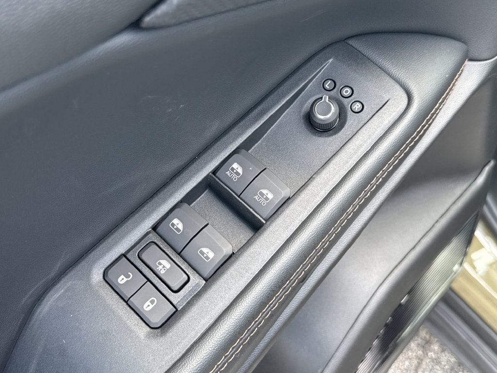 2027 Jeep Cherokee Overland