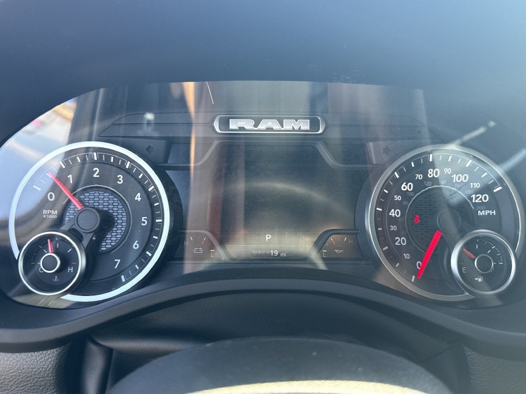 2026 RAM 1500 Express