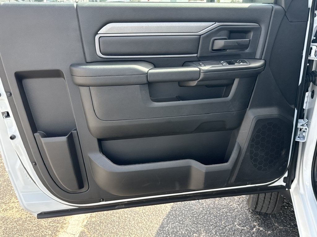 2027 RAM 5500HD Tradesman