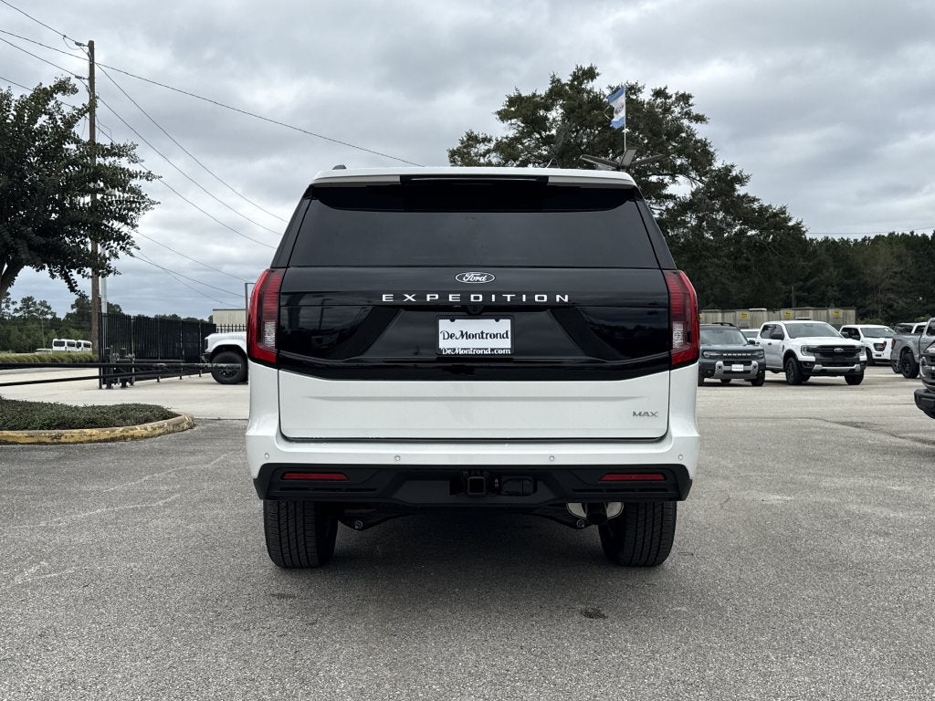 2027 Ford Expedition MAX Active