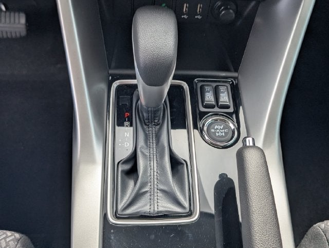 2026 Mitsubishi Eclipse Cross LE
