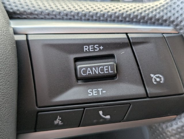 2025 Mitsubishi Outlander ES