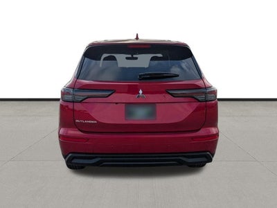 2025 Mitsubishi Outlander ES