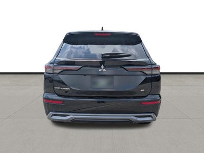 2026 Mitsubishi Outlander SE