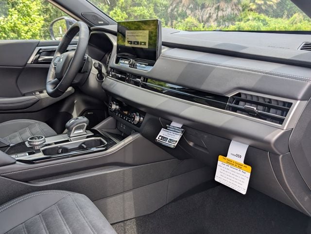 2026 Mitsubishi Outlander LE