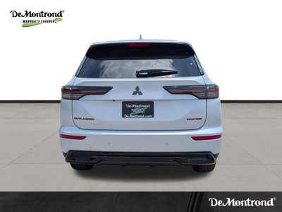 2026 Mitsubishi Outlander LE