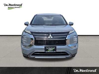 2026 Mitsubishi Outlander SE