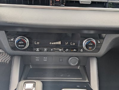 2026 Mitsubishi Outlander LE