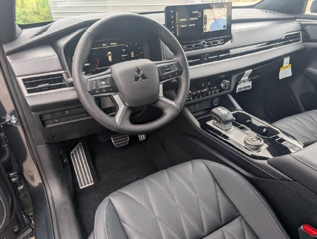 2026 Mitsubishi Outlander Black Edition