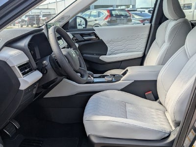 2026 Mitsubishi Outlander SEL