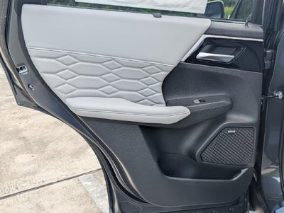 2026 Mitsubishi Outlander SEL