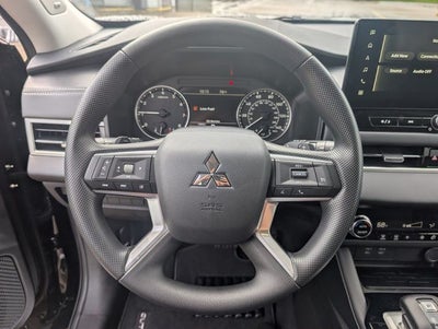 2026 Mitsubishi Outlander ES