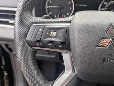 2026 Mitsubishi Outlander ES