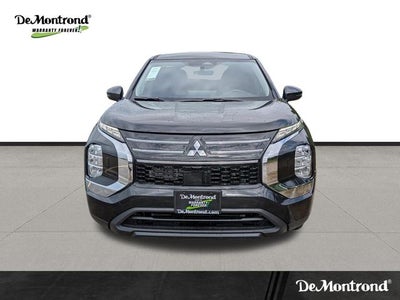 2026 Mitsubishi Outlander ES