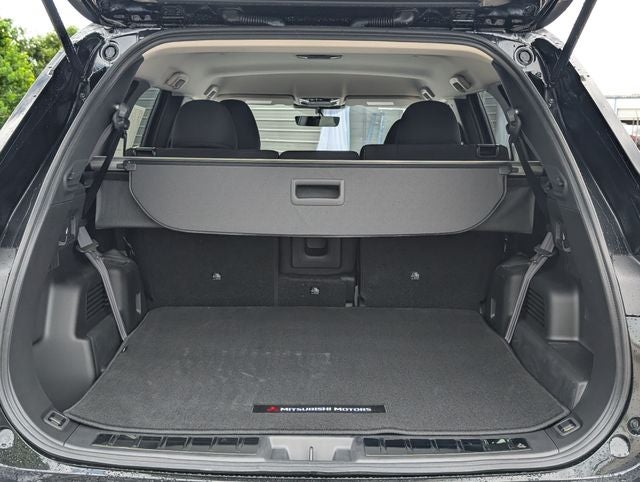 2026 Mitsubishi Outlander ES