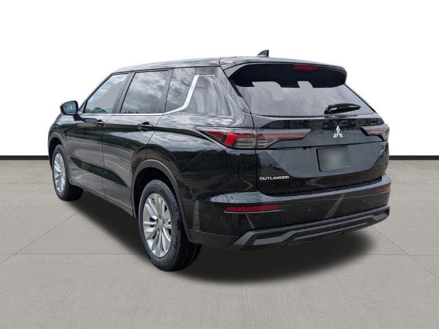 2026 Mitsubishi Outlander ES