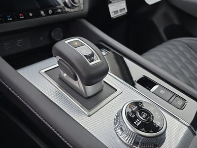 2025 Mitsubishi Outlander PHEV SEL