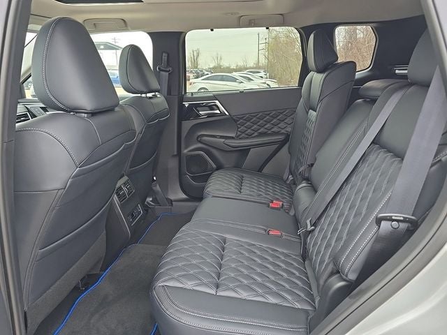 2025 Mitsubishi Outlander PHEV SEL