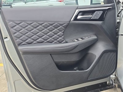 2025 Mitsubishi Outlander PHEV SEL