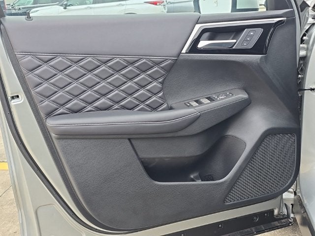 2025 Mitsubishi Outlander PHEV SEL