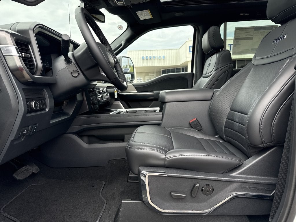 2027 Ford F-250SD Platinum