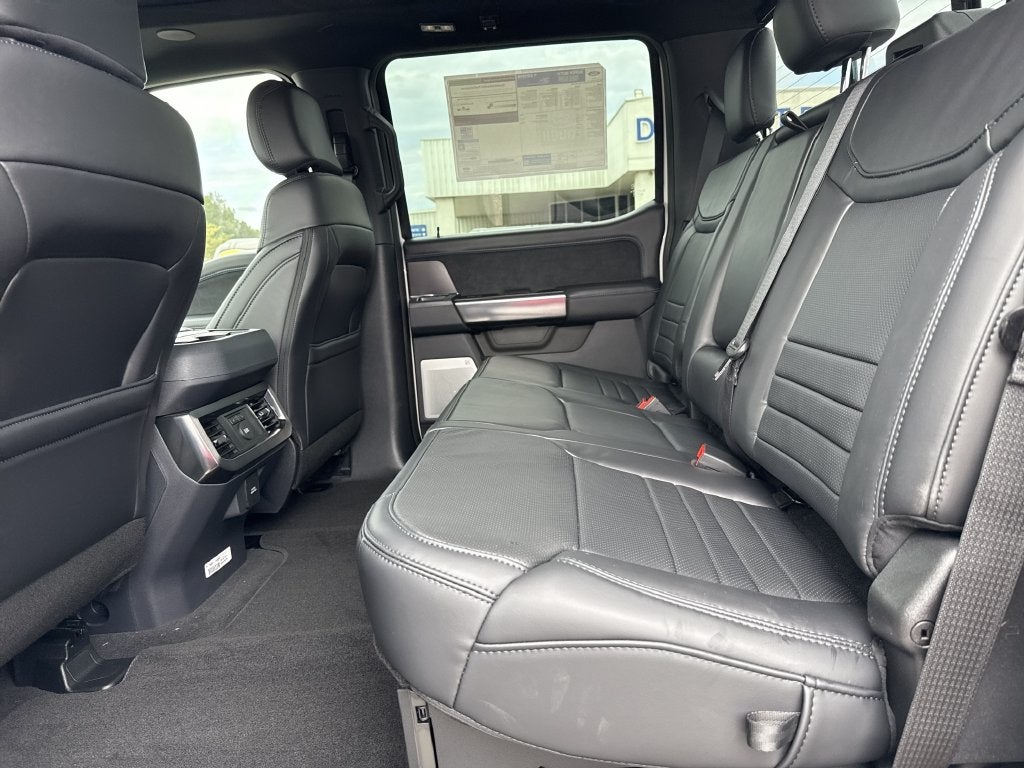 2027 Ford F-250SD Platinum