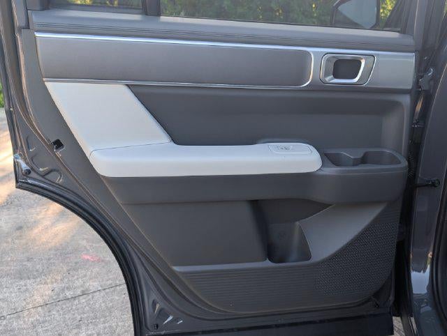 2027 Hyundai Santa Fe SE FWD