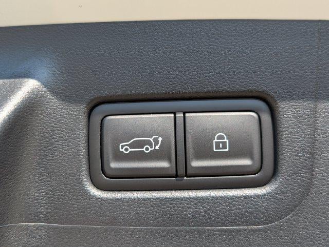 2026 Hyundai Santa Fe SE FWD