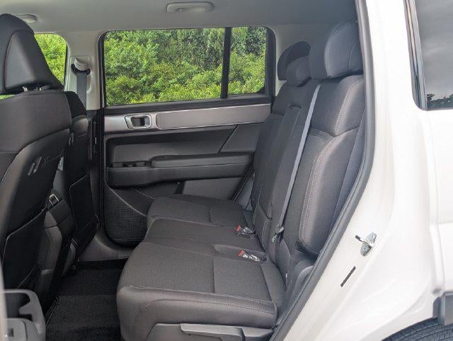 2027 Hyundai Santa Fe SE FWD