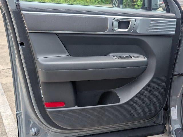 2027 Hyundai Santa Fe SE FWD
