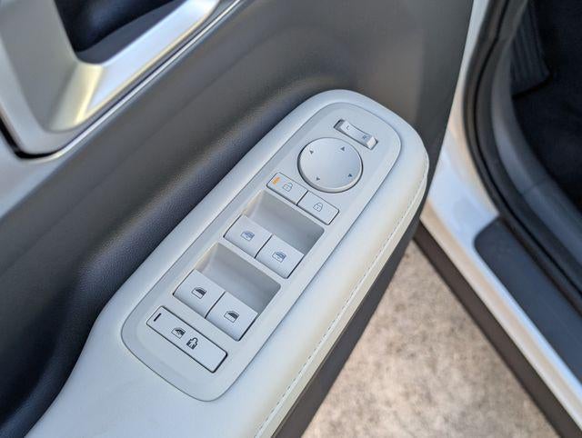 2027 Hyundai Santa Fe SEL FWD