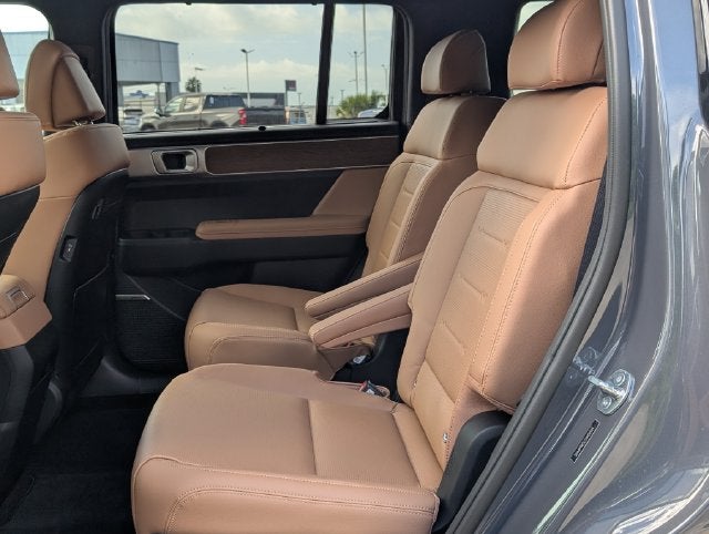 2027 Hyundai Santa Fe Limited FWD